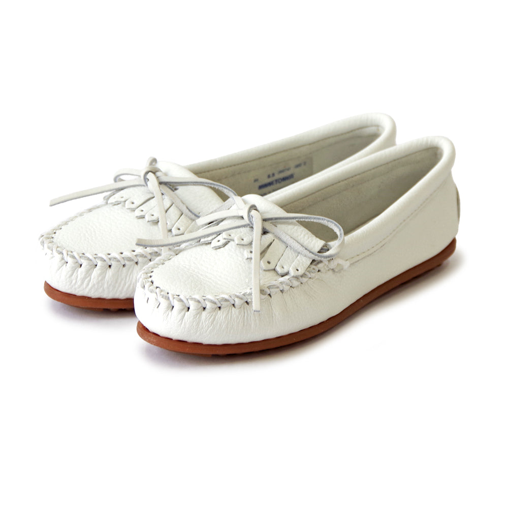 ディアスキン ソフト モック【DEERSKIN SOFT MOC】 WHITE – MINNETONKA