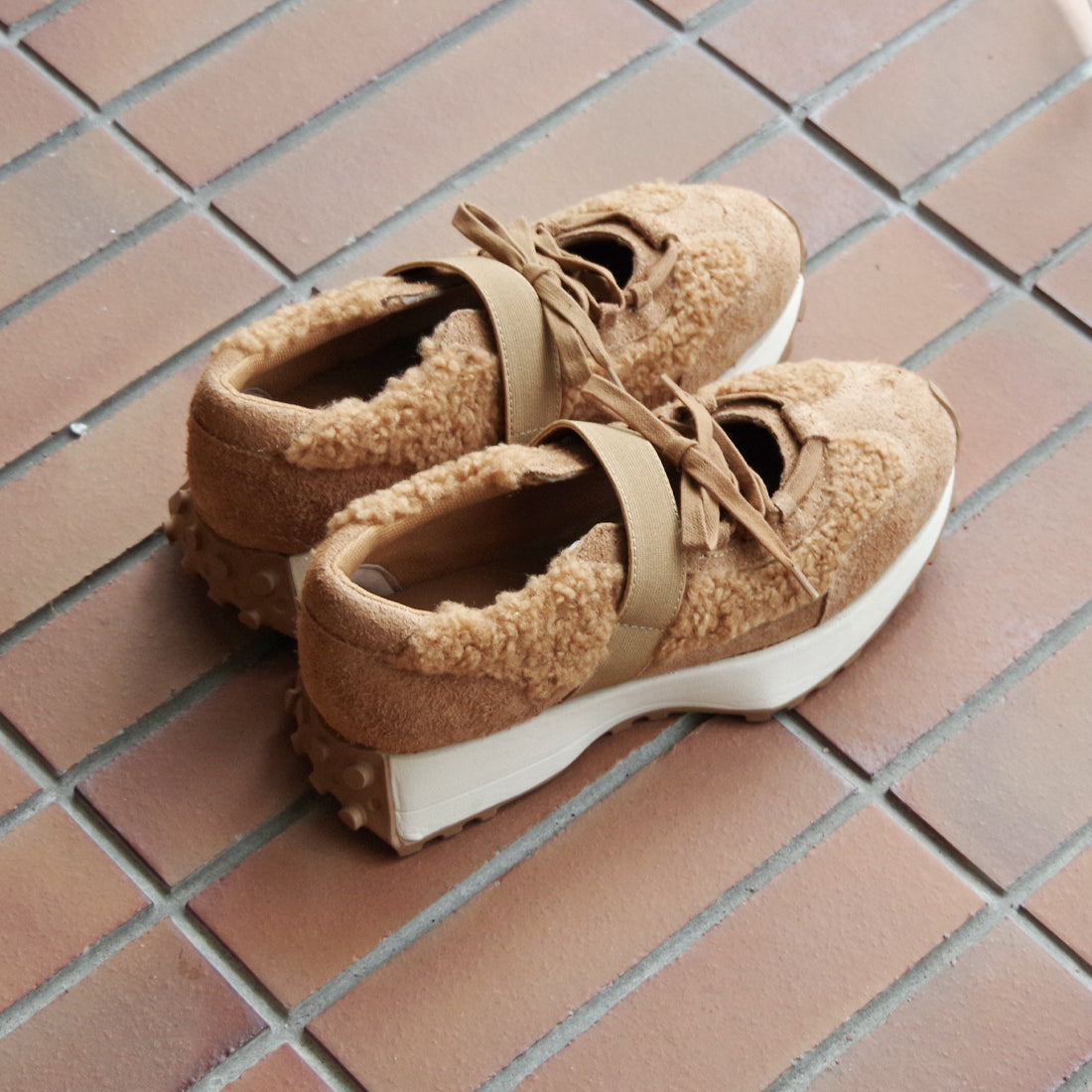 レースアップベルトスニーカー【26M06】GREY BEIGE