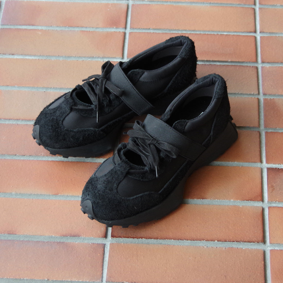 レースアップベルトスニーカー【26M06】BLACK