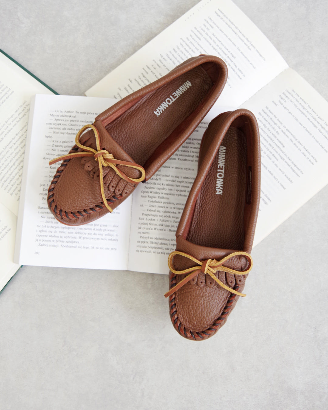 ディアスキン ソフト モック【DEERSKIN SOFT MOC】 MOCHA – MINNETONKA