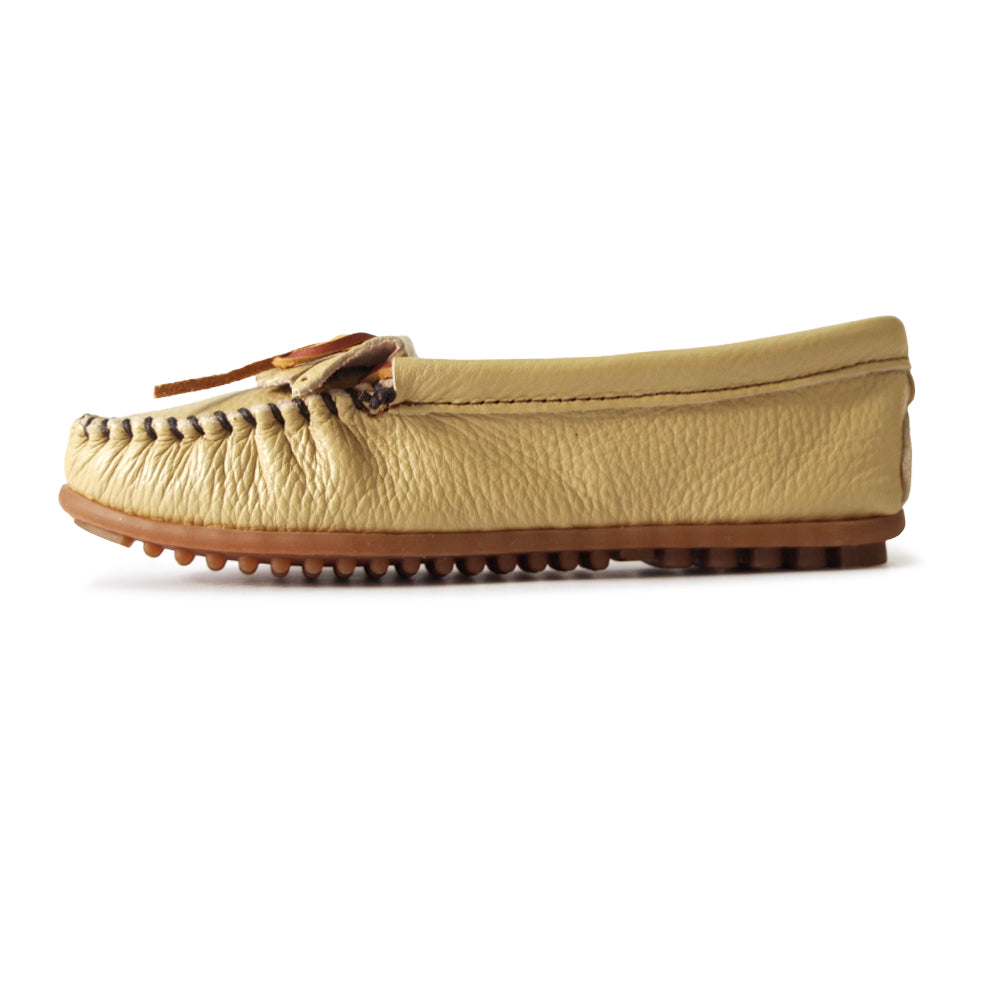 Moccasins – MINNETONKA公式オンラインストア