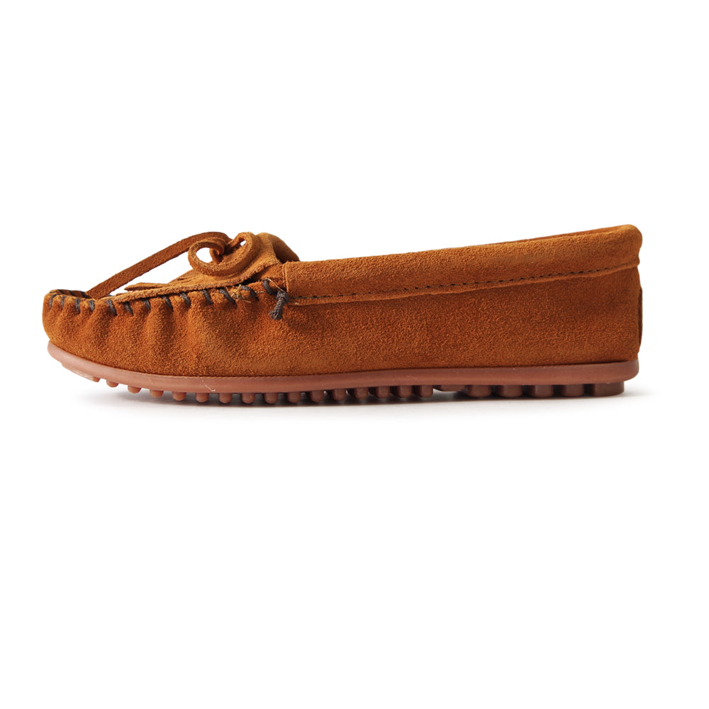 キルティ スエードモカシン【KILTY SUEDEMOC】BROWN – MINNETONKA公式