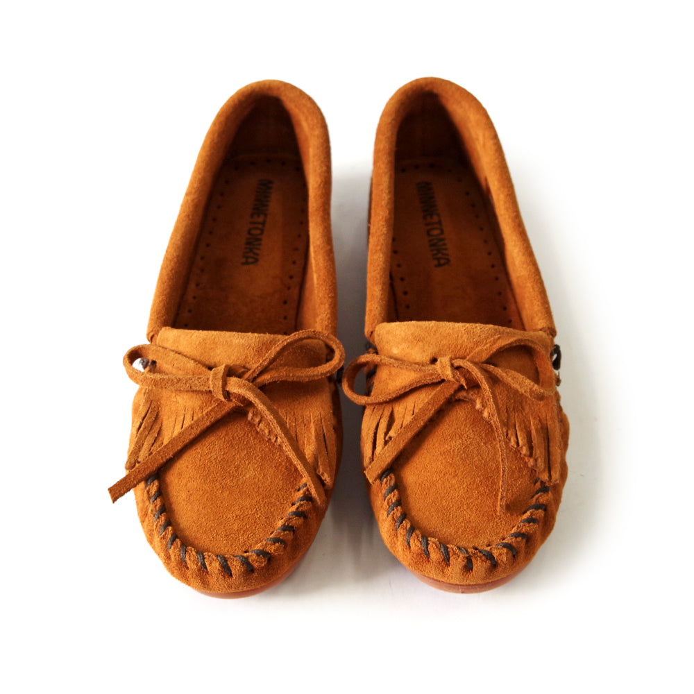 キルティ スエードモカシン【KILTY SUEDEMOC】BROWN – MINNETONKA公式