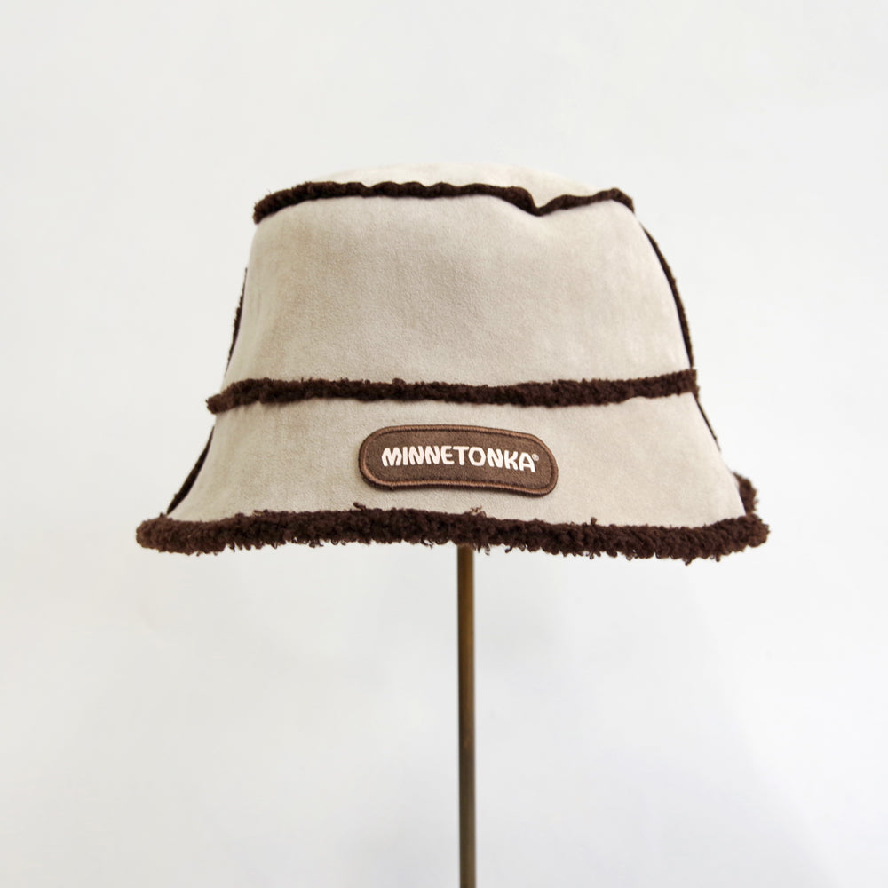 スエード× ボアリバーシブルバケットハット【SUEDE BOA REVERSIBLE BUCKET HAT】 BROWN